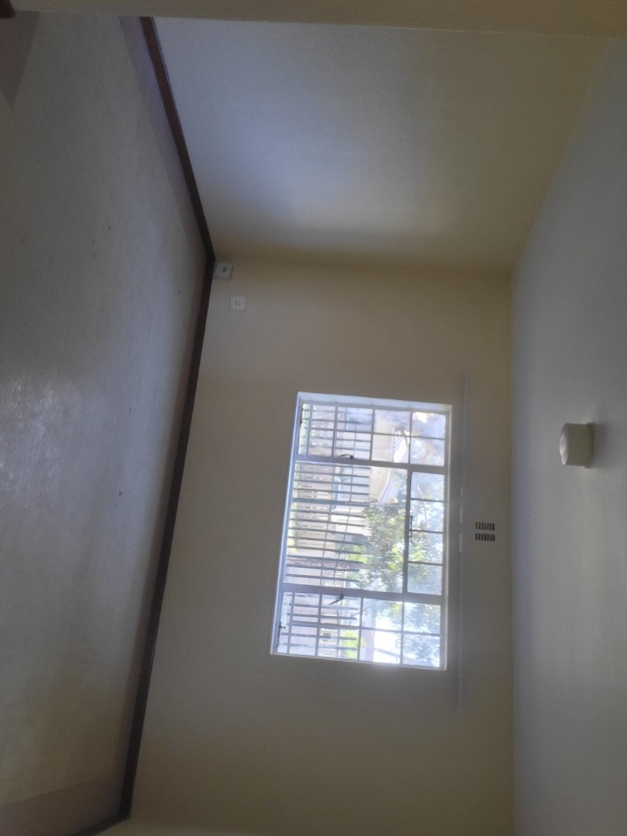 To Let 2 Bedroom Property for Rent in Ruyterwacht Western Cape